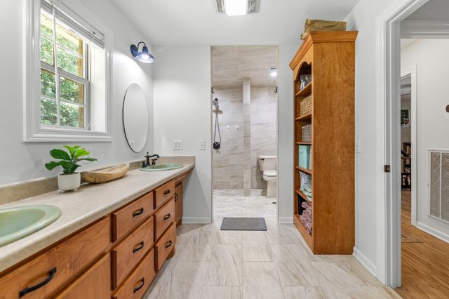 812 Good Hope Rd, Leoma, TN 38468