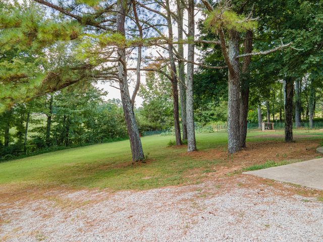 812 Good Hope Rd, Leoma, TN 38468