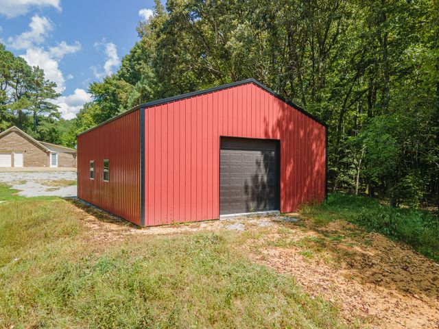 812 Good Hope Rd, Leoma, TN 38468