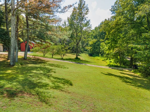 812 Good Hope Rd, Leoma, TN 38468