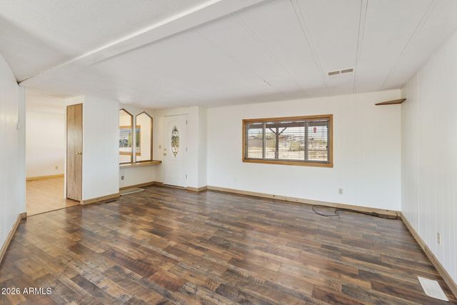 293 S Belaire Road, Apache Junction, AZ 85119