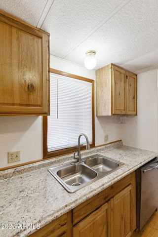 293 S Belaire Road, Apache Junction, AZ 85119