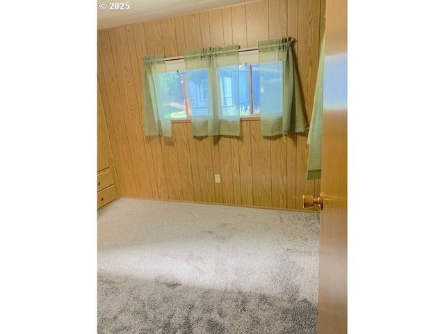 2150 LAURA St 44, Springfield, OR 97477