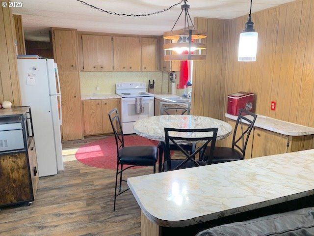 2150 LAURA St 44, Springfield, OR 97477