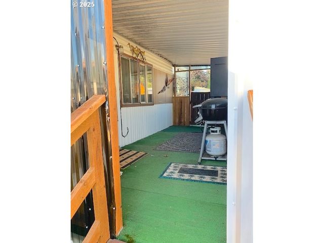 2150 LAURA St 44, Springfield, OR 97477