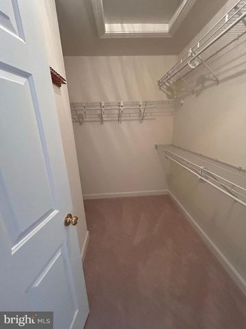 8075 SAMUEL WALLIS, Lorton, VA 22079