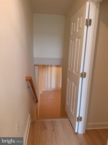 8075 SAMUEL WALLIS, Lorton, VA 22079
