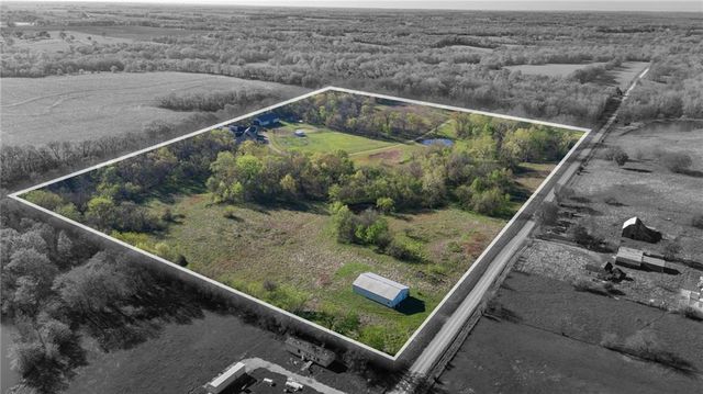 811 SW 1171st Road, Holden, MO 64040