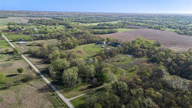 811 SW 1171st Road, Holden, MO 64040