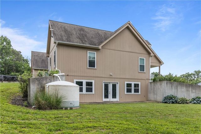 811 SW 1171st Road, Holden, MO 64040