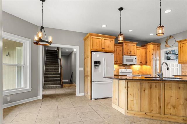 811 SW 1171st Road, Holden, MO 64040