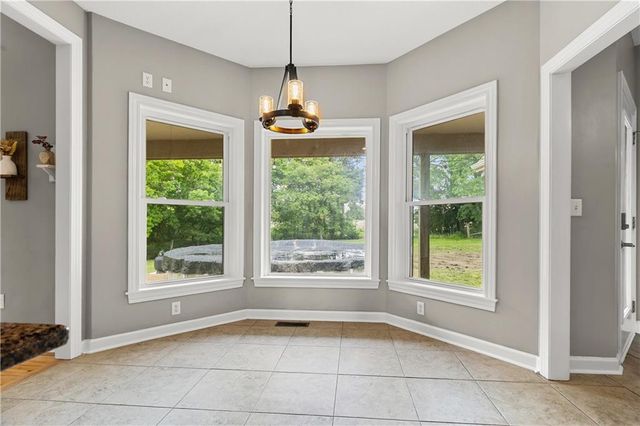 811 SW 1171st Road, Holden, MO 64040
