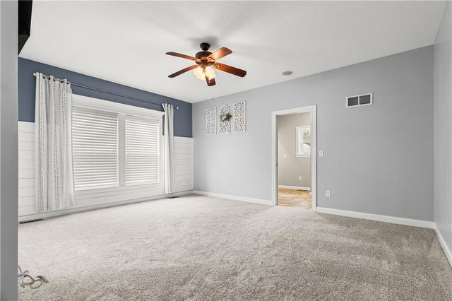 811 SW 1171st Road, Holden, MO 64040