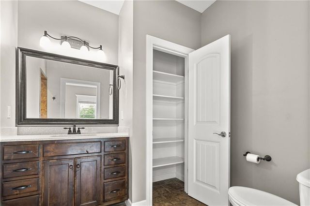 811 SW 1171st Road, Holden, MO 64040