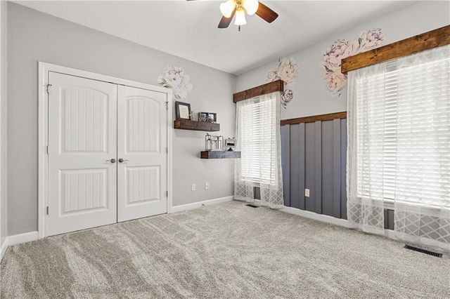 811 SW 1171st Road, Holden, MO 64040