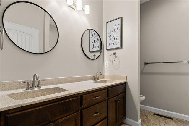 811 SW 1171st Road, Holden, MO 64040