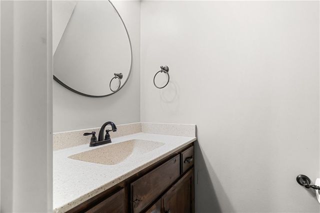 811 SW 1171st Road, Holden, MO 64040