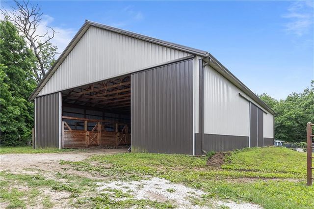811 SW 1171st Road, Holden, MO 64040