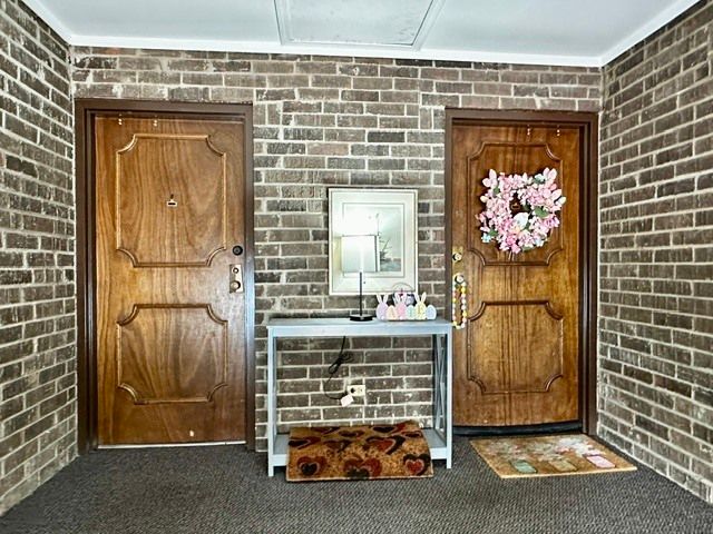 264 E Bailey Road H, Naperville, IL 60565