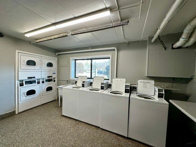 264 E Bailey Road H, Naperville, IL 60565