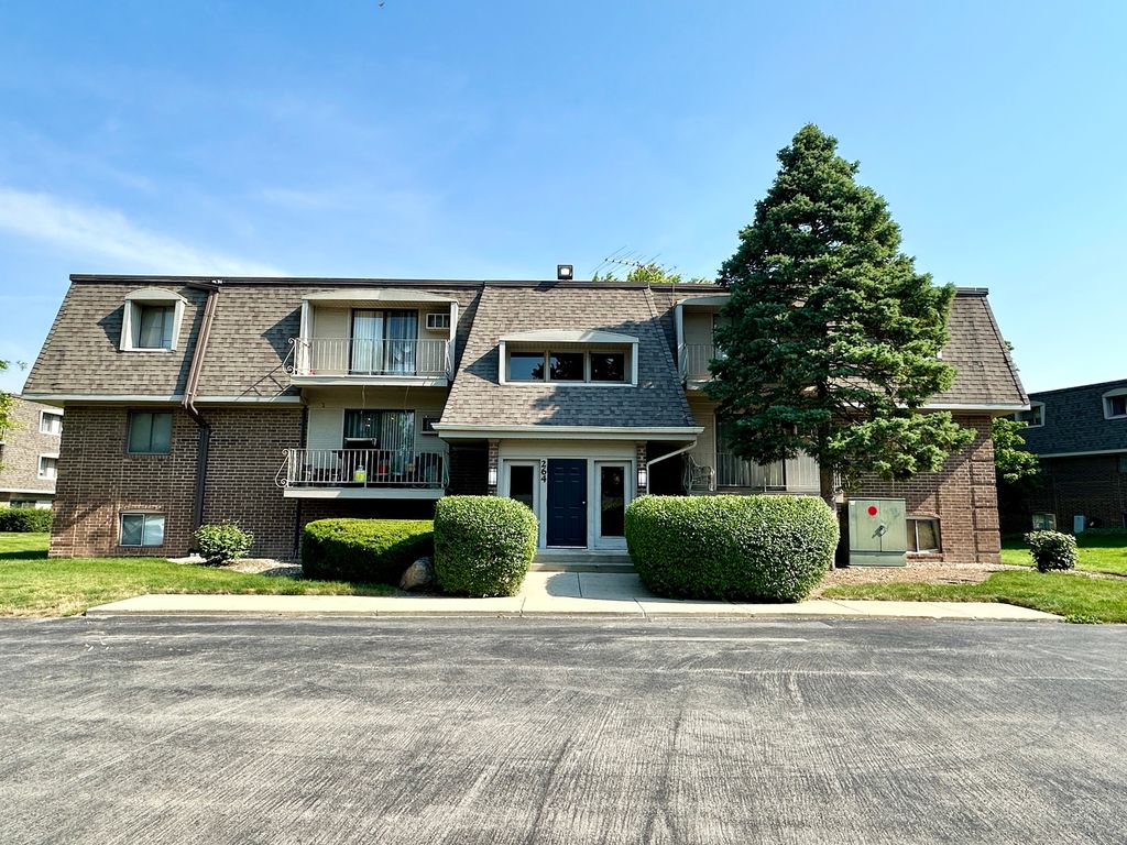 264 E Bailey Road H, Naperville, IL 60565