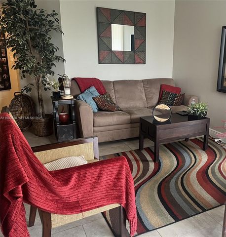 10401 W Broward Blvd 301, Plantation, FL 33324