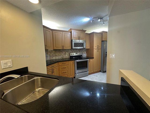 10401 W Broward Blvd 301, Plantation, FL 33324