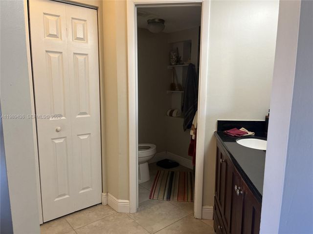 10401 W Broward Blvd 301, Plantation, FL 33324