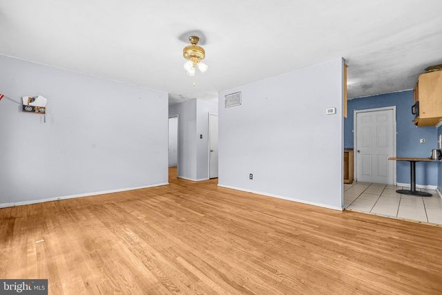 1933 LEWIS AVE, Rockville, MD 20851