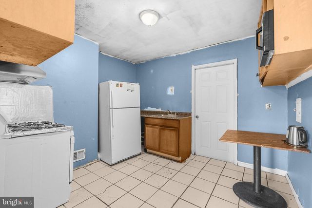 1933 LEWIS AVE, Rockville, MD 20851