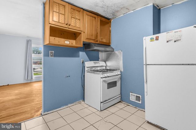 1933 LEWIS AVE, Rockville, MD 20851