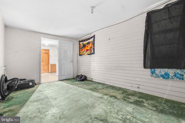 1933 LEWIS AVE, Rockville, MD 20851