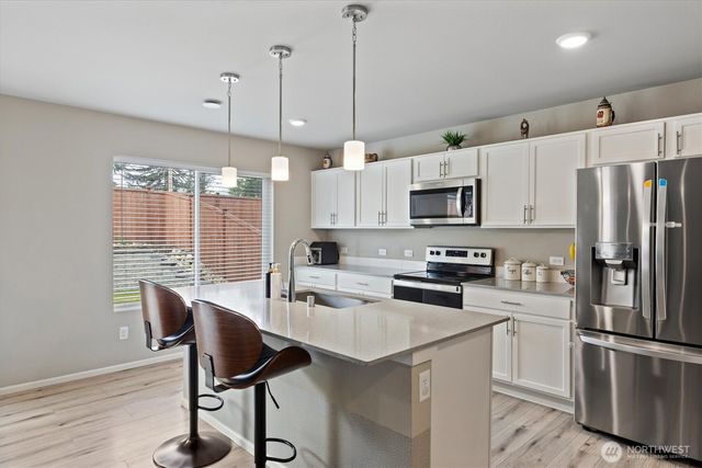 15013 Iverson Loop SE, Yelm, WA 98597