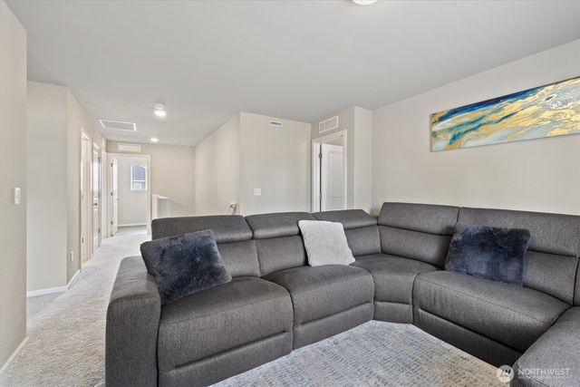 15013 Iverson Loop SE, Yelm, WA 98597