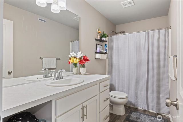 15013 Iverson Loop SE, Yelm, WA 98597