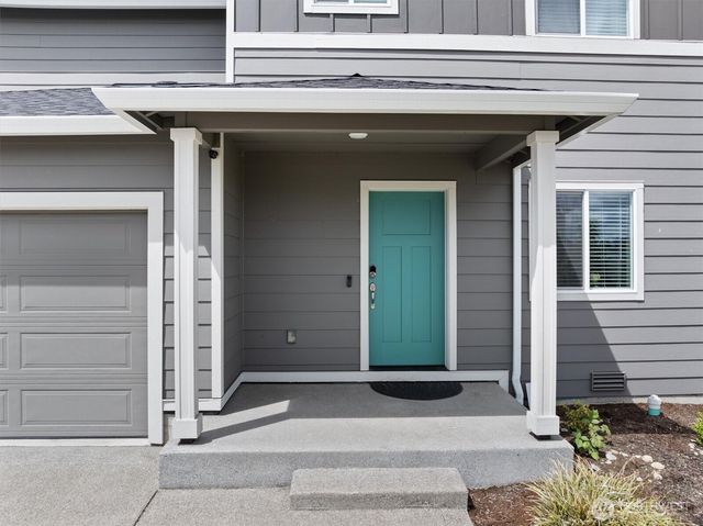 15013 Iverson Loop SE, Yelm, WA 98597