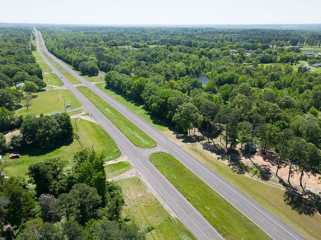 2151 E HWY 80, Mineola, TX 75773