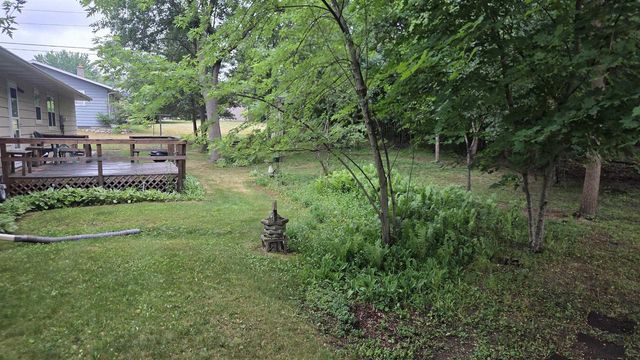 36 Pine Drive, Montello, WI 53949