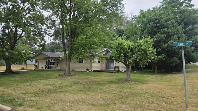 36 Pine Drive, Montello, WI 53949
