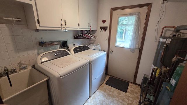 36 Pine Drive, Montello, WI 53949