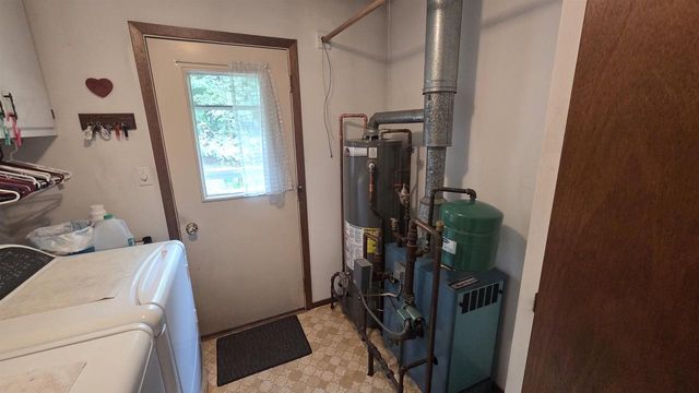 36 Pine Drive, Montello, WI 53949