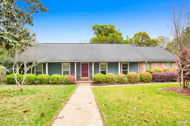 10014 Huntsman Path, Pensacola, FL 32514