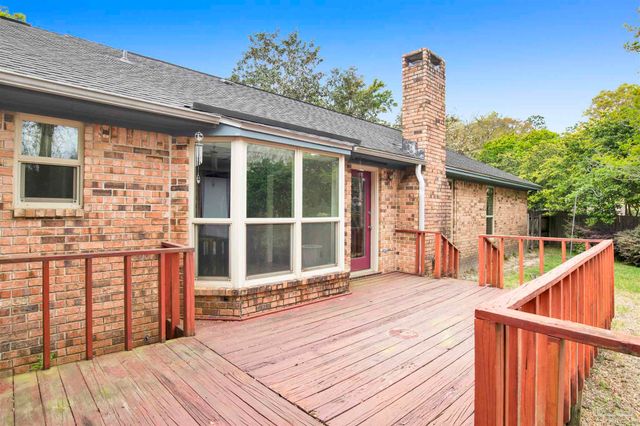 10014 Huntsman Path, Pensacola, FL 32514