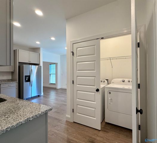 1033 Highgrove Heights, Harvest, AL 35749