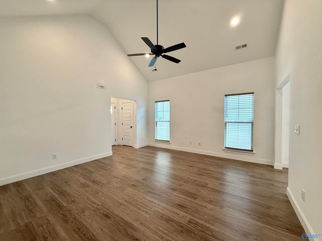 1033 Highgrove Heights, Harvest, AL 35749