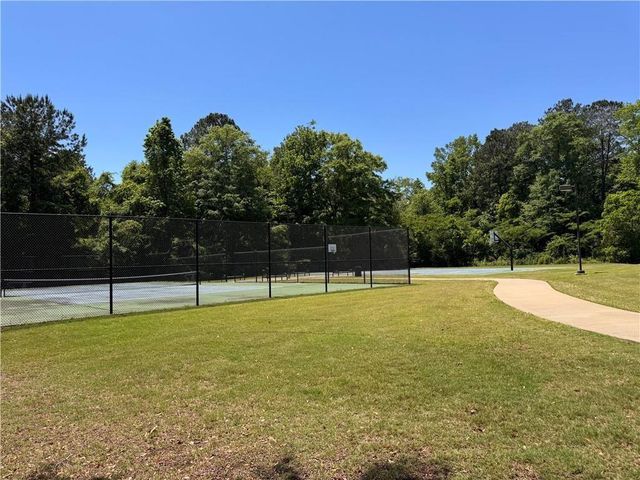 424 15th Avenue South, Phenix City, AL 36869
