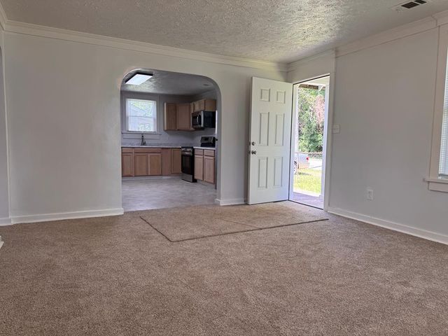 424 15th Avenue South, Phenix City, AL 36869