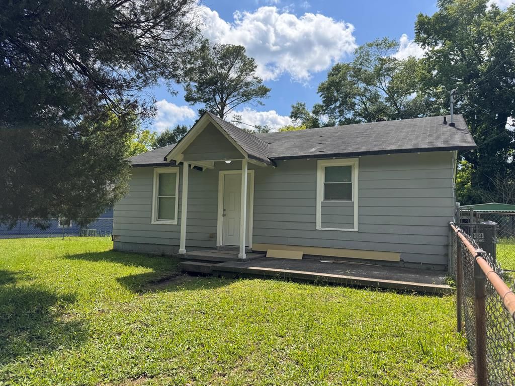 424 15th Avenue South, Phenix City, AL 36869