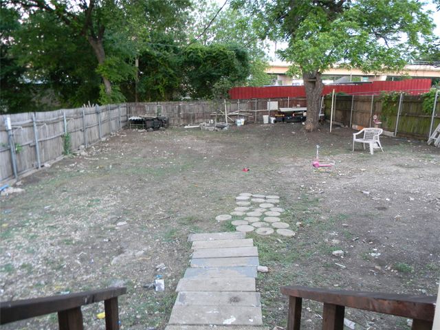 2320 S Denley Drive, Dallas, TX 75216