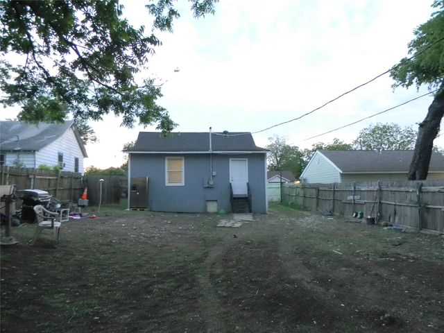 2320 S Denley Drive, Dallas, TX 75216